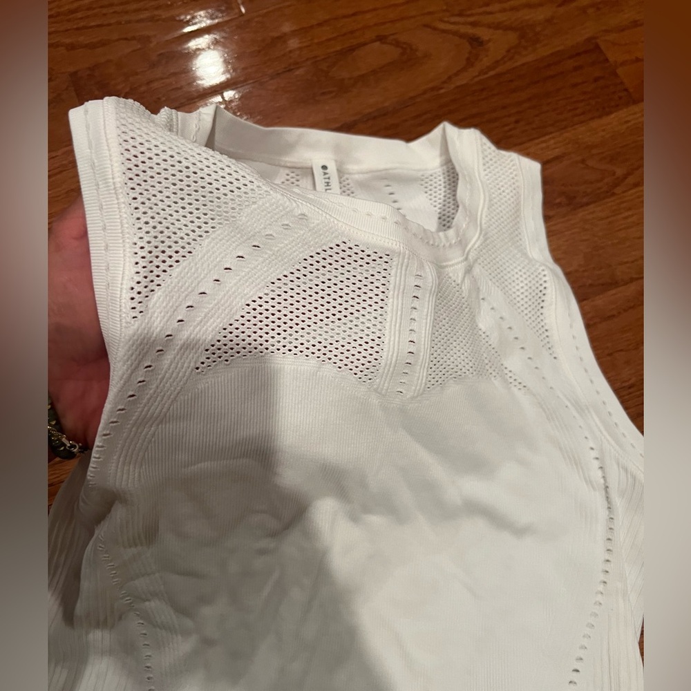 ATHLETA form fitting mesh blend workout tops black & white set nwot size small - Picture 5 of 7